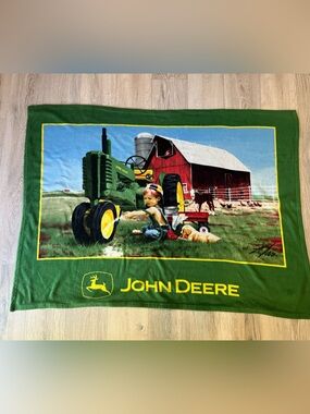 John Deere vintage Green and Yellow Farm Scene Throw